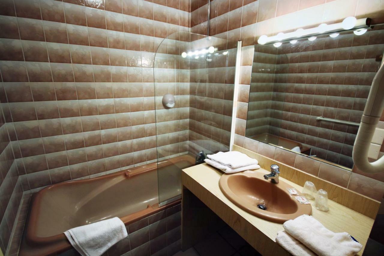 Les Messageries Hotel Saint-Flour  Phòng bức ảnh