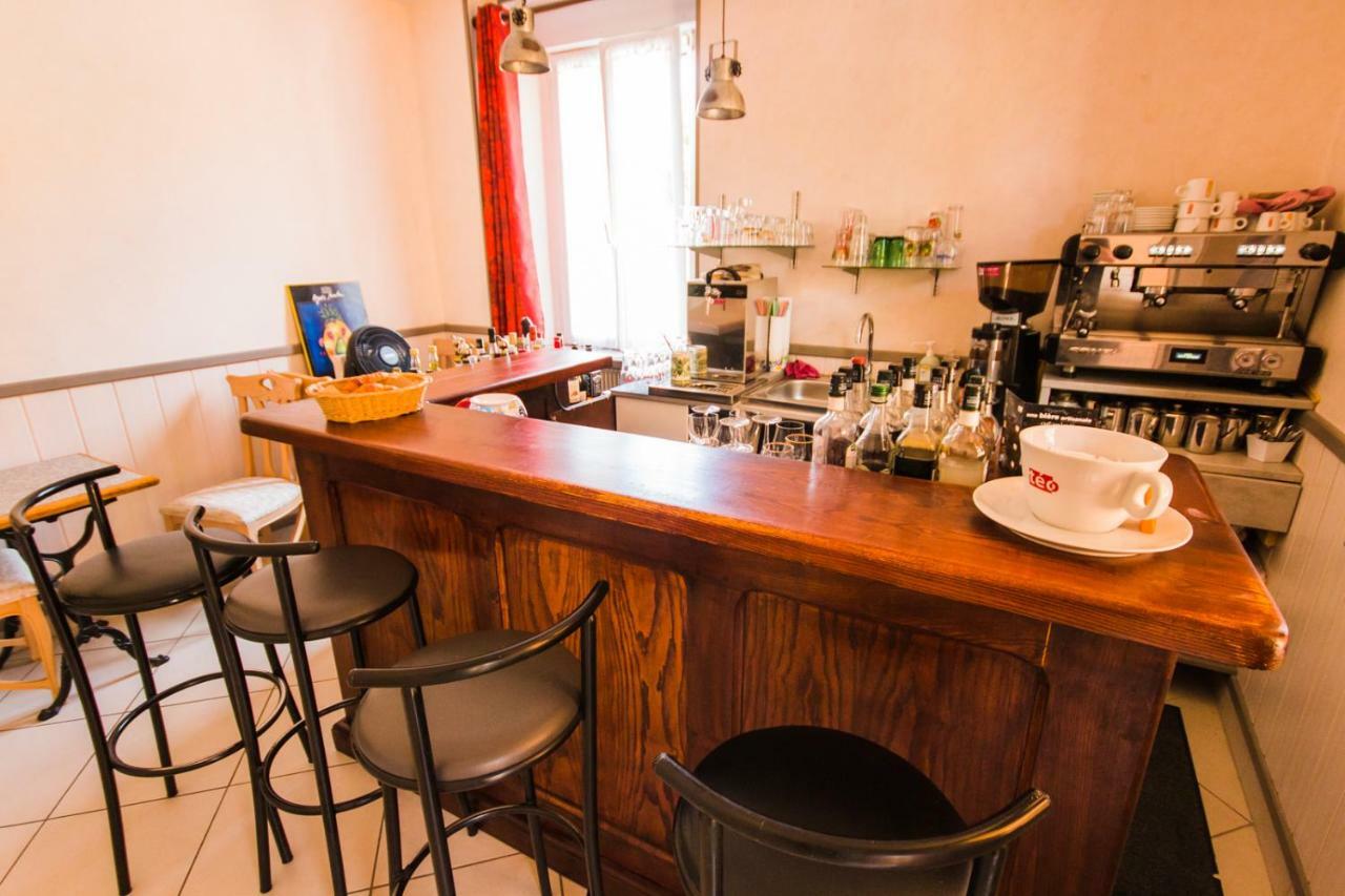 Les Messageries Hotel Saint-Flour  Ngoại thất bức ảnh